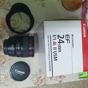 Canon 24mm F1.4 Mark 2 $800 (3).jpg