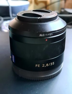 FE 35mm F2.8 FE Sony.jpg