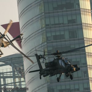 5 - 6.20pm Apache x2 manoeuvres