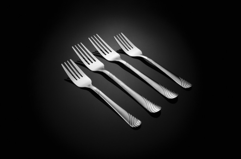Final-workphlo-2-light-cutlery-800x530.jpg