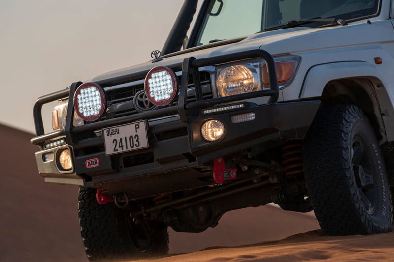 ARBDeluxbullbarrecoverypointsbyIronmanandaskidplateunderbodyfromARB-800x533.jpg