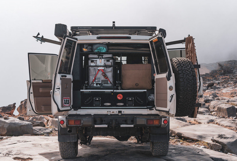 TherearcargosetupfortheToyotaLC76Series-800x543.jpg
