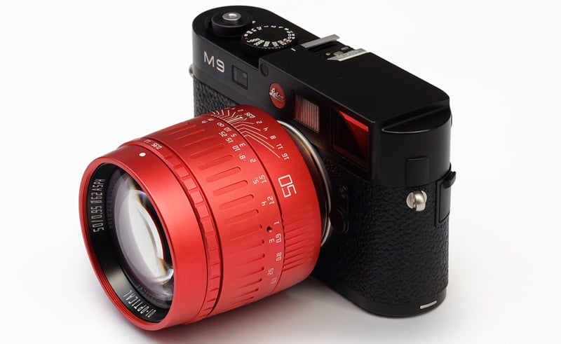 red-TTartisan-50mm-f0.95-limited-edition-lens-8-800x491.jpg