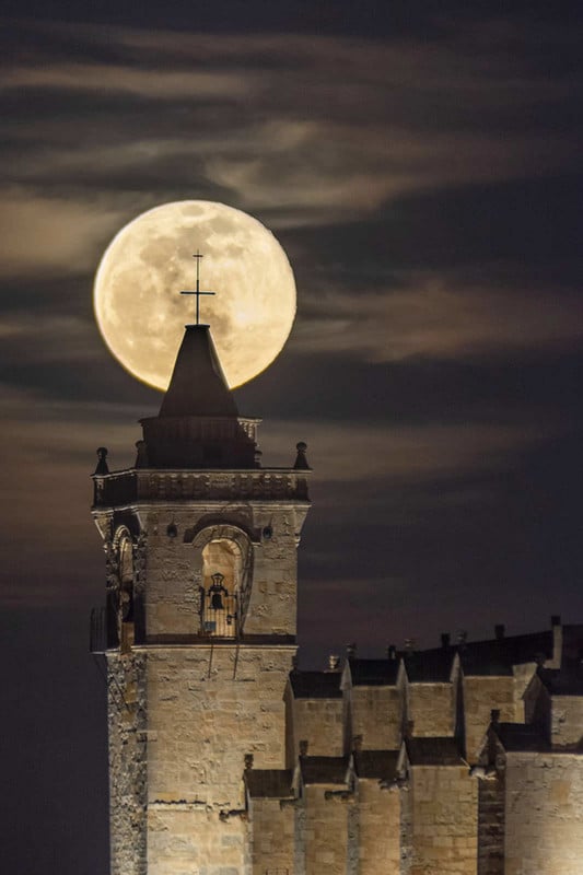 belltower-cathedral-menorca-spain-moon-josep-benejam-enrich-533x800.jpg