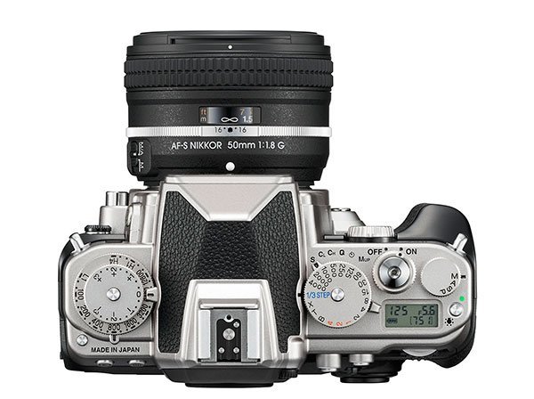 Nikon-Df-silver-top.jpg