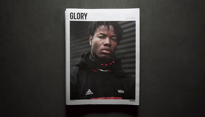 Presenting 'Glory': A Photo Experience That I Surprised My Supporters by Delivering to Their Doorstep