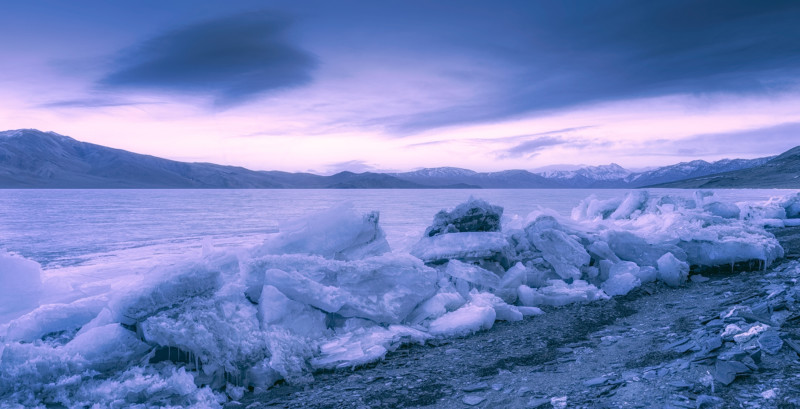 14.-A-winter-scene-at-Tso-Morri-Lake-800x409.jpg