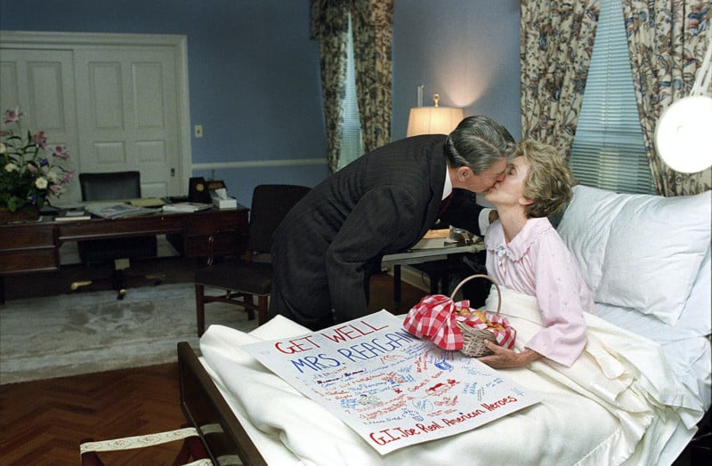 10-19-1987 President Reagan visiting Nancy Reagan at Bethesda Naval Hospital