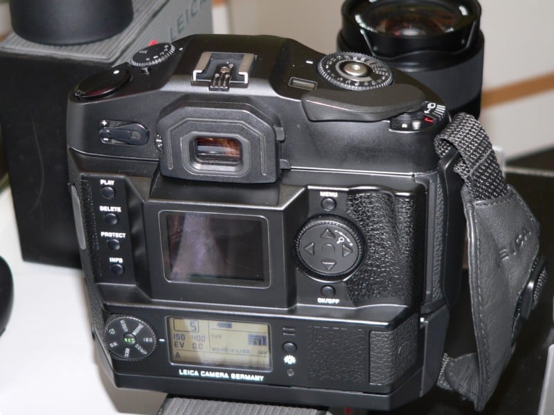 Leica-R9-DMR-CC-800x600.jpg