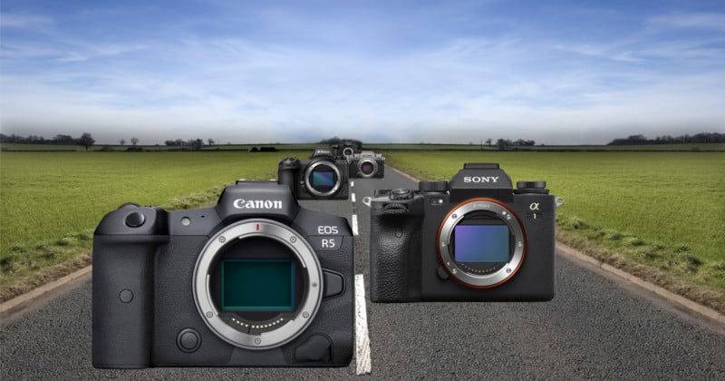 Canon-and-Sony-Made-up-70-of-Weak-Camera-Sales-in-2020-800x420.jpg