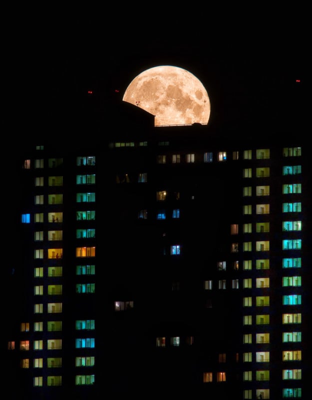 The-Full-Moon-in-Moscow-©-Anna-Kaunis-625x800.jpeg