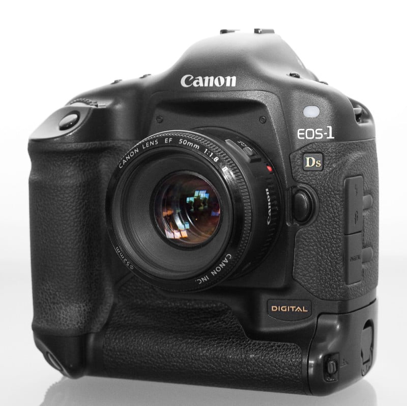 canon-1ds-800x797.jpg