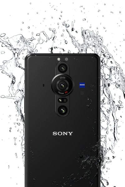 06-Xperia-PRO-I-Water-Resistant-copy.jpg