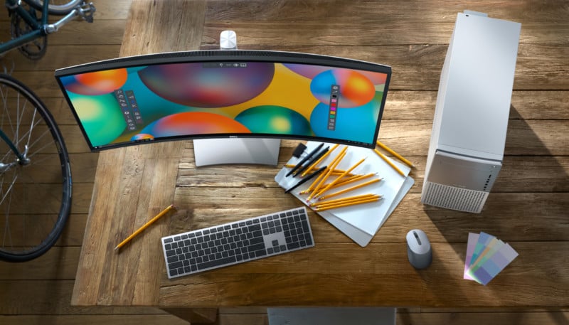 New-XPS-Desktop-designer-home-office-with-white-copy-800x457.jpg