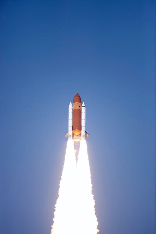 sts-133-discovery-534x800.jpg