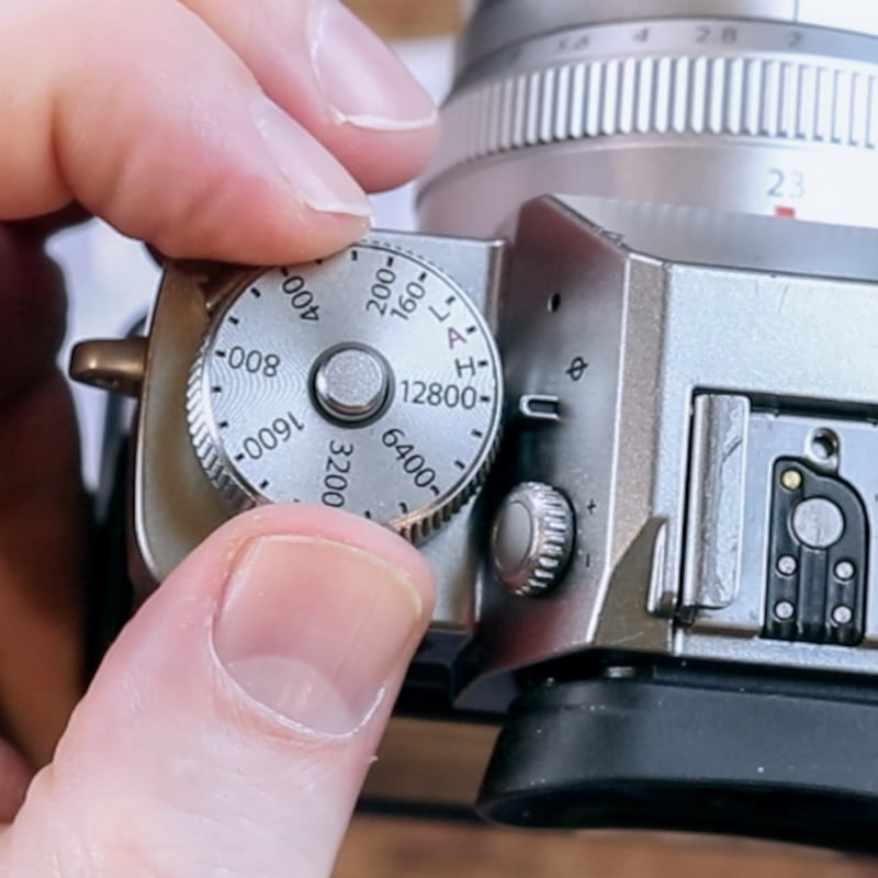 Fujifilm X-T4 ISO dial Fujifilm X-T4 ISO dial